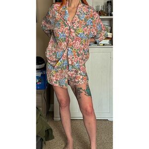 Gold Label Victorias Secret VS VTG Silky Floral PJ Set Size Medium EUC